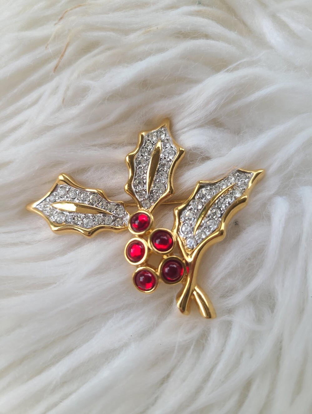 Swarovski Gold-Tone Holly Leaf Brooch W/ Red And Clear Crystals- Excellent Condi